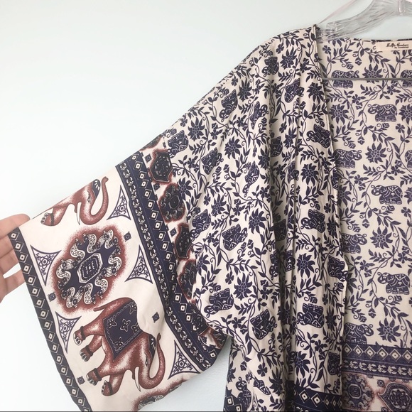 SELFIE COUTURE BY TRENDOLOGY Cardigan/Kimono 2XL - Picture 3 of 8